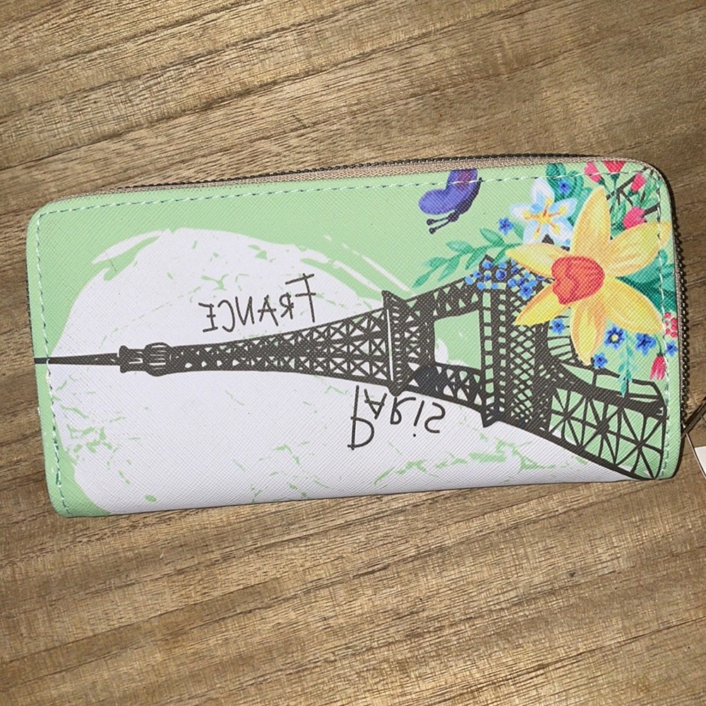 Paris wallet